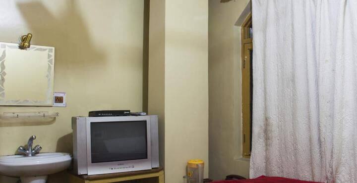 Hotel Grand Shivalik, Srinagar 2